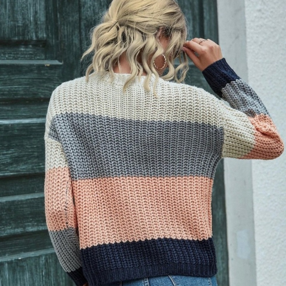 Colorblock Striped Cozy Sweater - Picture 4 of 8